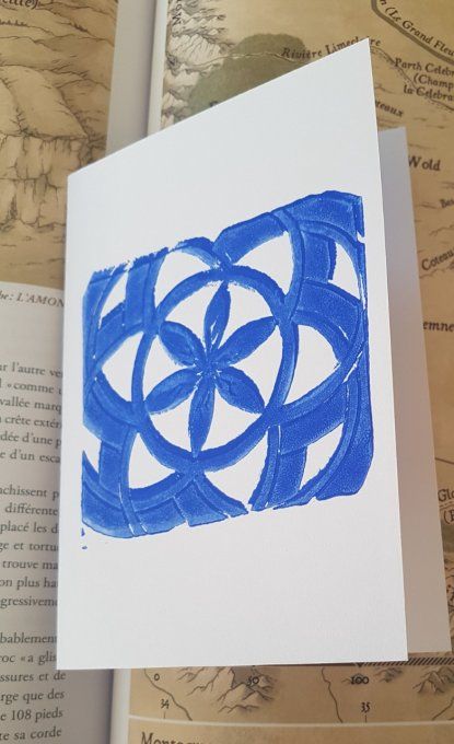 Carte rosace volutes bleue