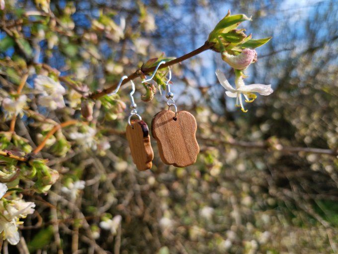 Boucles d'oreilles pensées