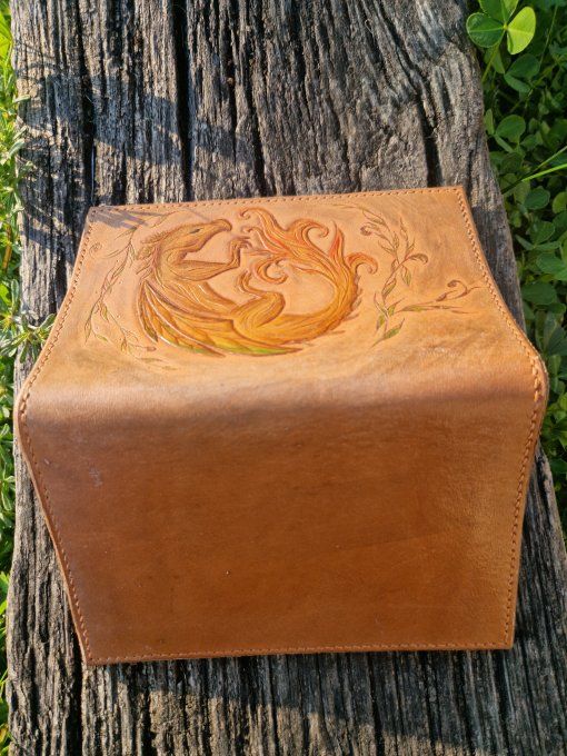 Couvre-livre dragon de bois