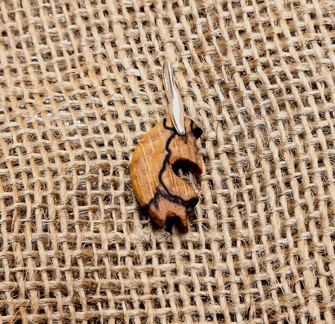 Pendentif queue de dragon