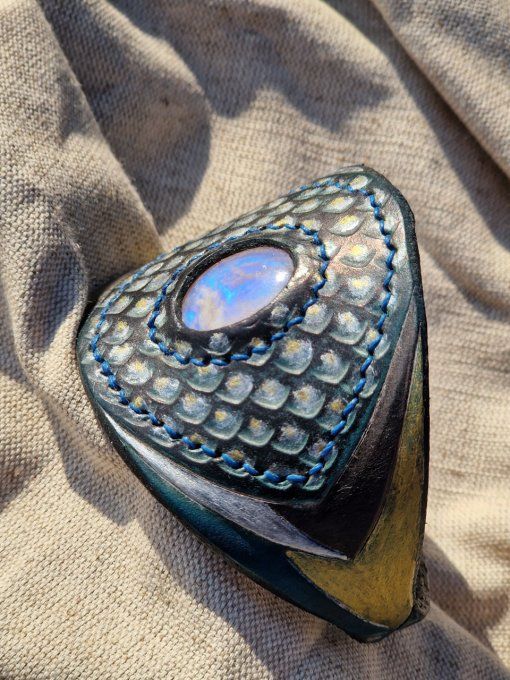 Bracelet écailles de dragon Lune