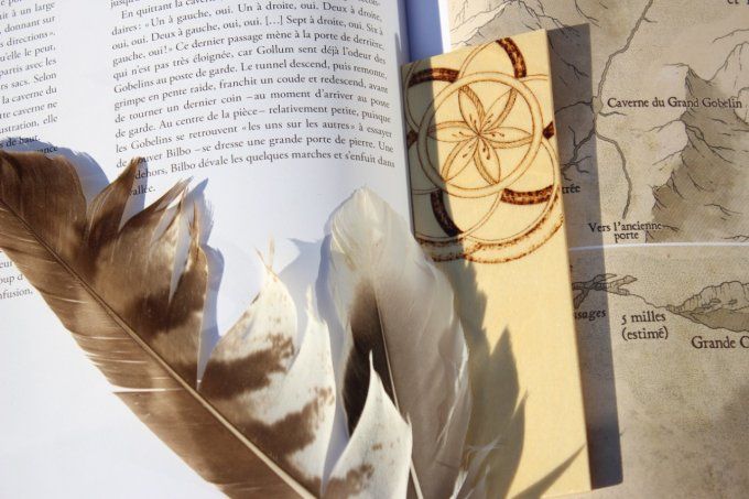 Grand marque-page volutes