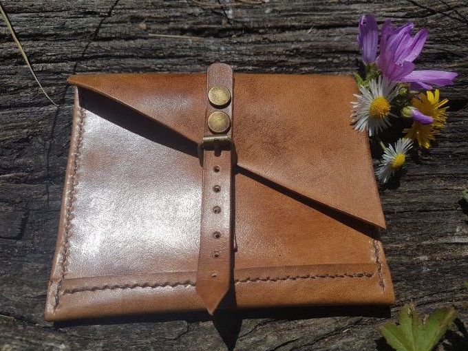 Pochette loup et rosa canina